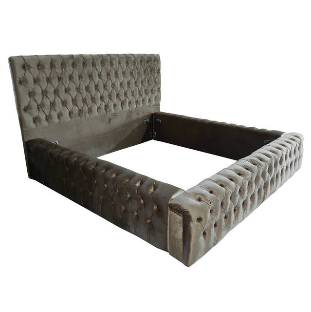 Chesterfield Bed